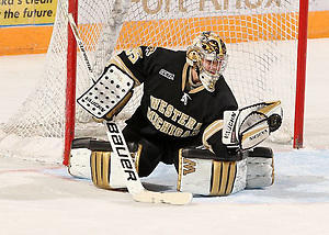 Jerry Kuhn of Western Michigan (Paul H McCarthy/Alaska Sports Photography)