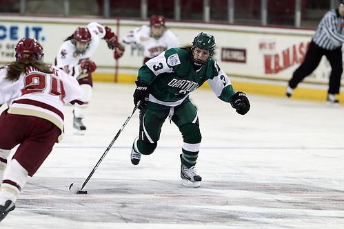 Ali Winkel of Dartmouth rushes up ice (David Silverman Photography)