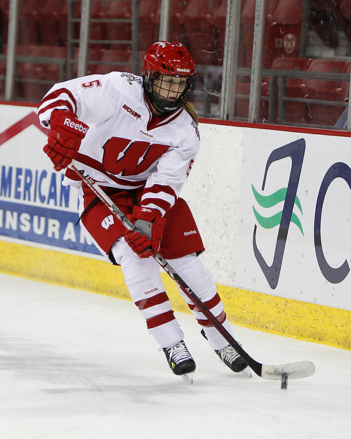 14 Oct 11: Stefanie McKeough (Wisconsin - 5) The University of Wisconsin - Madison Badgers host the The University of Minnesota Golden Gophers at The Kohl Center in Madison, WI (Dan Sanger)