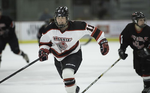 women's hockey 02062015 Alice Cranston The UW-River Falls Falcons topped the Lake Forest Foresters 1-0. (Kathy M Helgeson/UWRF University Communications)