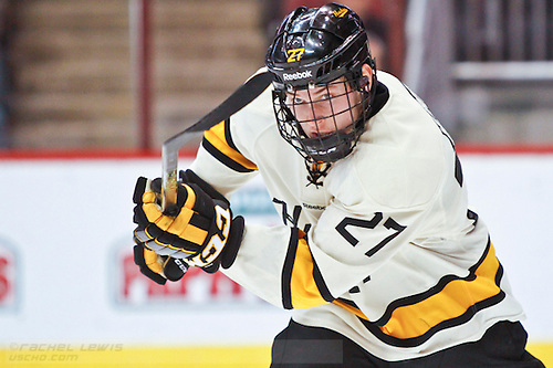 2016Jan10: Tyler Heinonen (MichTech - 27).  After a skating to a 1-1 OT, the Michigan Tech Huskies beat the Yale Bulldogs in a shootout to win the inaugural Desert Hockey Classic at Gila River Arena in Glendale, AZ. (©Rachel Lewis)