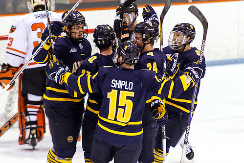 Quinnipiac celebrates a goal by Kevin Duane  (Quinnipiac - 10). ((c) Shelley M. Szwast 2016)