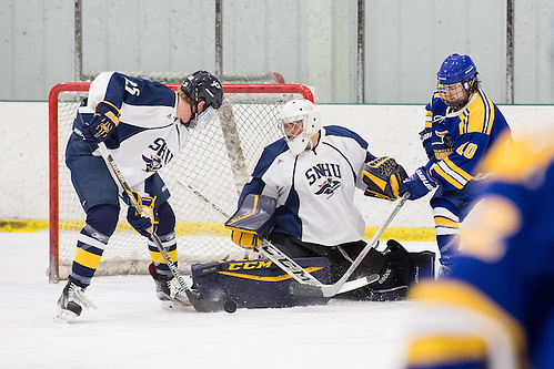 Goalie Ryan Slatky of Southern New Hampshire (Jim Stankiewicz)