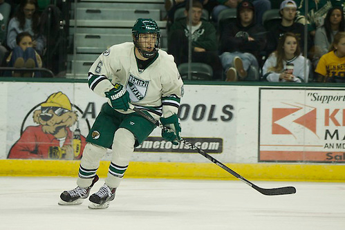 19 Oct 13: Nate Arentz (Bemidji State - 6). The Bemidji State University Beavers host the University of Minnesota Golden Gophers in a non-conference matchup at the  Sanford Center in Bemidji, MN (Jim Rosvold)