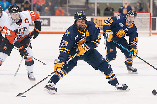 Ryan Schmelzer (26 - Canisius) (Omar Phillips)