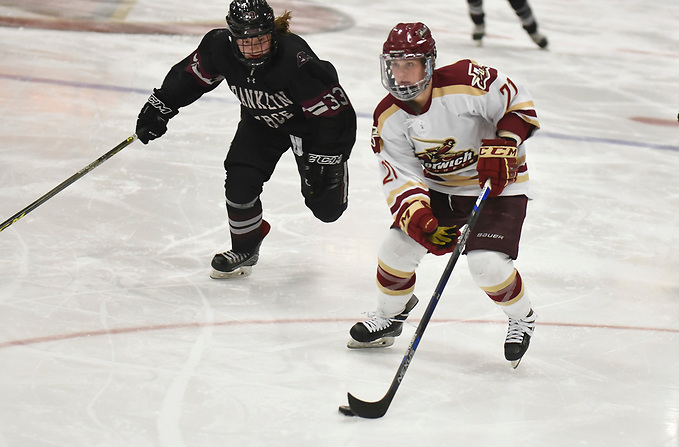 Sarah Schwenzfeier of Norwich (Norwich Athletics)