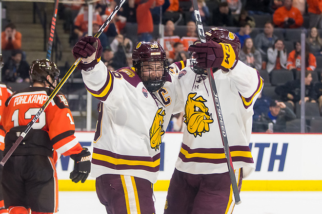 Parker Mackay (39 - Minnesota Duluth) (2019 Omar Phillips)