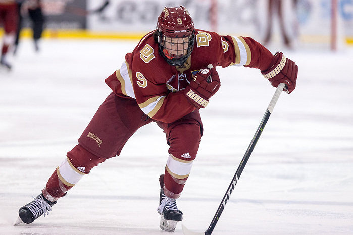 Tyson McLellan (Denver-9) 2018 November 10 St.Cloud State University hosts Denver in a NCHC contest at the Herb Brooks National Hockey Center in St. Cloud, MN (Bradley K. Olson)